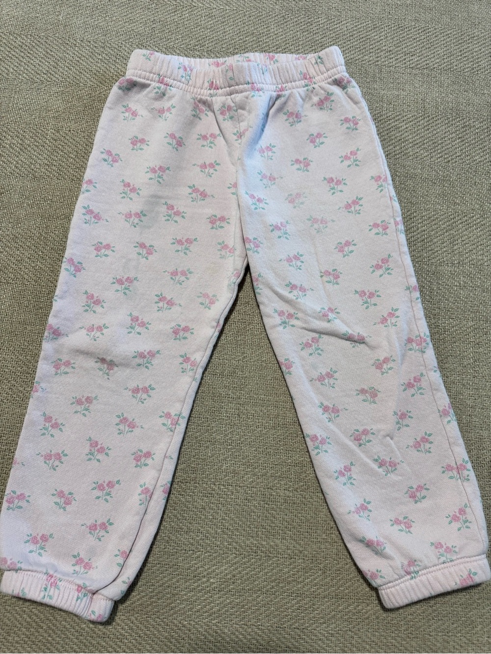 TBBC PLAY cond Size 3T Pink floral sweat pants
